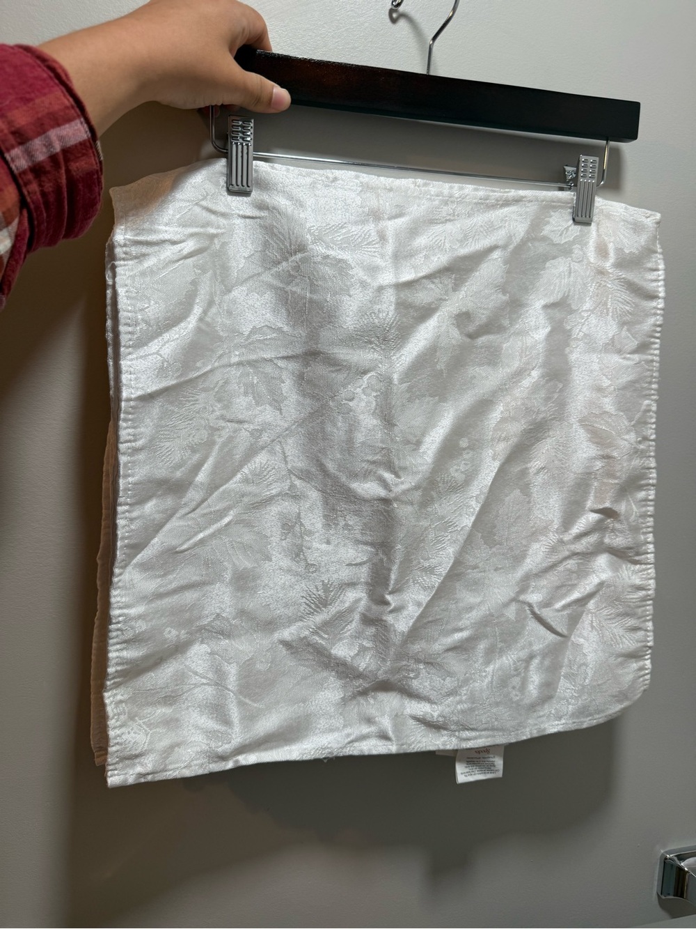 Set of 9 Spode White Floral Jacquard Satin Mini Skirt